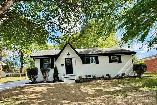 4330 Colebrook RD, Charlotte, NC 28215
