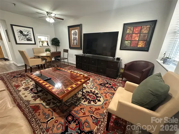 315 Spruce ST N #301, Winston Salem, NC 27101