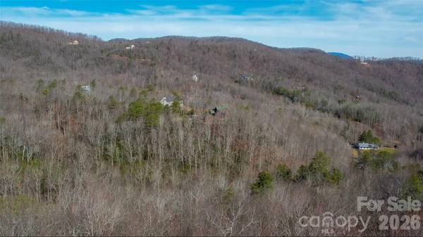 9999 Rainbow Falls TRL, Black Mountain, NC 28711