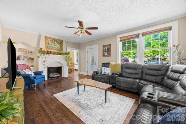205 S Thompson ST, Shelby, NC 28150