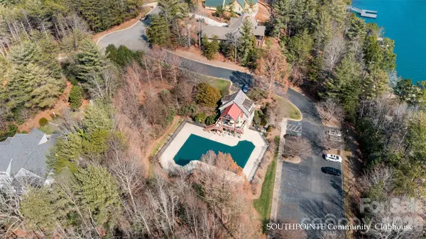 5029 Winfield LN, Morganton, NC 28655