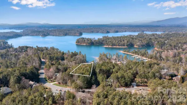 5029 Winfield LN, Morganton, NC 28655