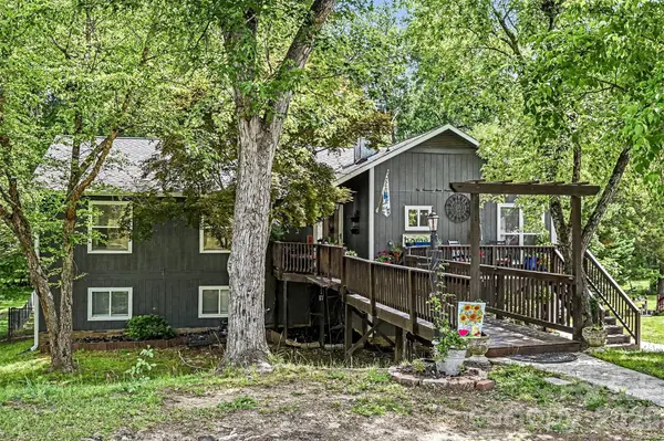 10319 Camelback CIR, Charlotte, NC 28226