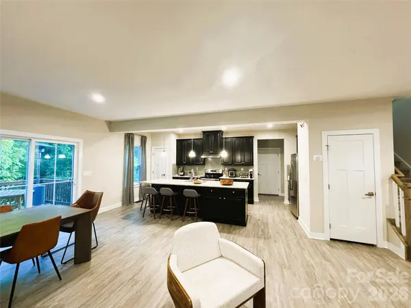7708 W Berkeley RD, Denver, NC 28037