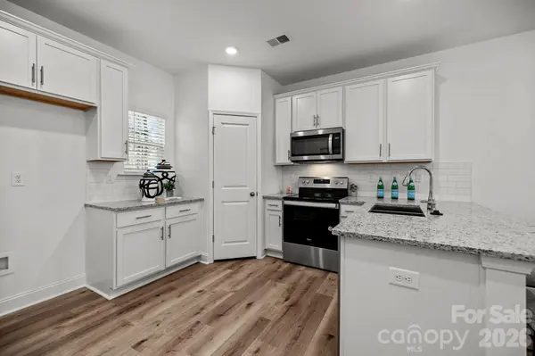3212 Butler Hill DR, Matthews, NC 28105