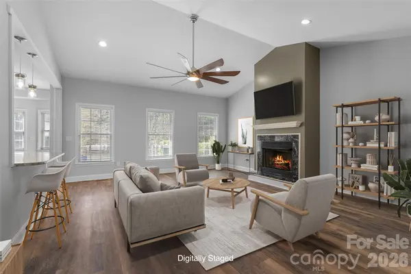 79 Mill Pond WAY, Hendersonville, NC 28791