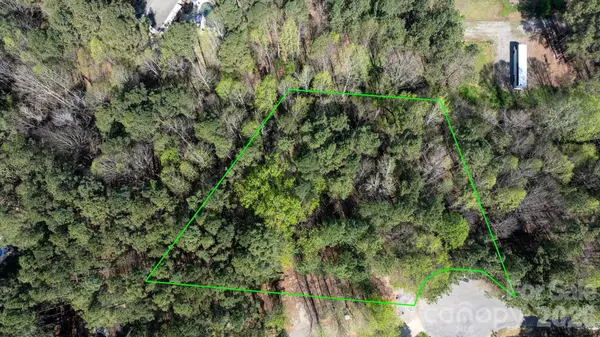 3486 Mooring PL, Sherrills Ford, NC 28673