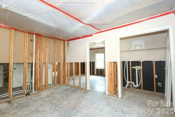1401 W Mauney AVE, Gastonia, NC 28052