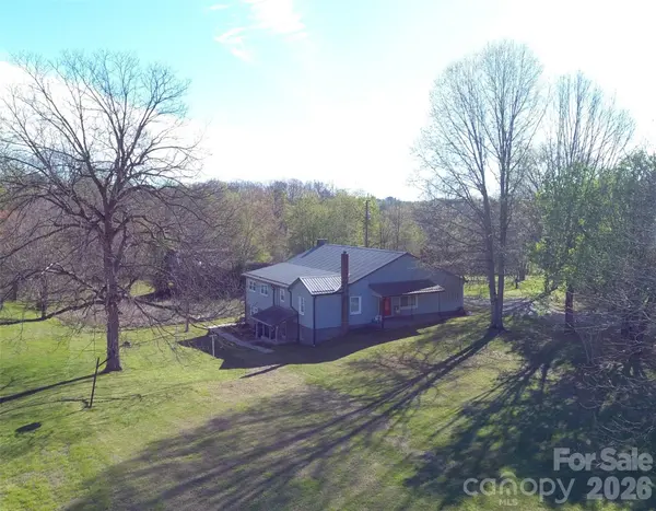 4543 Horseshoe Bend RD, Hudson, NC 28638