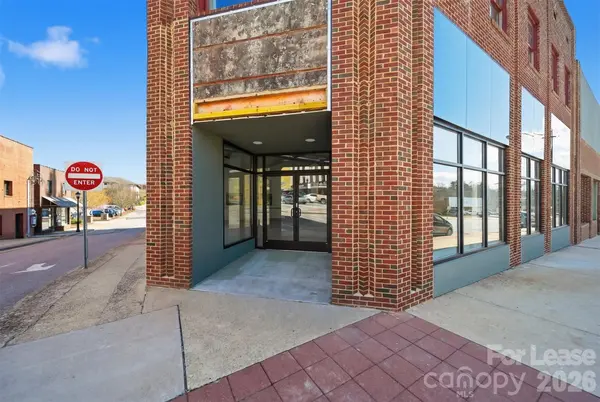 1001 W AVE NW, Lenoir, NC 28645