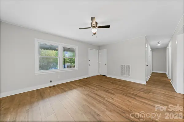 661 Kilborne DR, Gastonia, NC 28052