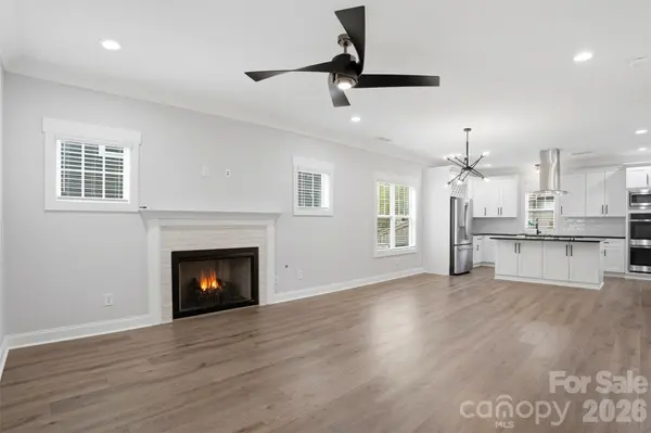 302 Lima AVE, Charlotte, NC 28208