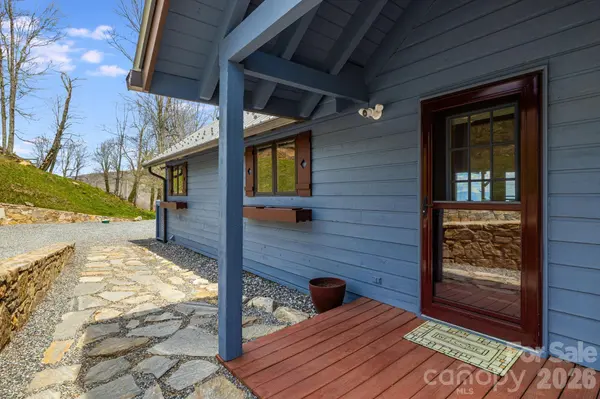 234 Upper Lookout DR, Mars Hill, NC 28754