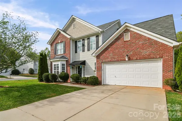 2001 Lake Vista DR, Mount Holly, NC 28120