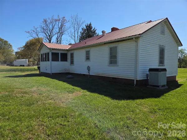 2744 N NC 16 Business HWY, Denver, NC 28037