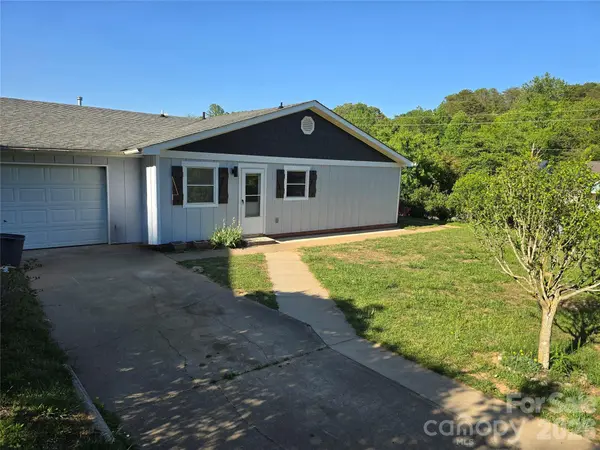 20 Mount Carmel DR, Asheville, NC 28806