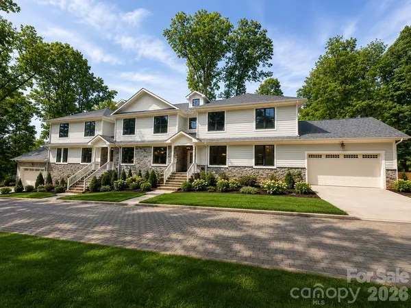 4304 Tangle DR, Charlotte, NC 28211