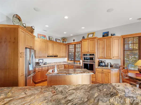 121 Spring Rock RD #C1, Burnsville, NC 28714