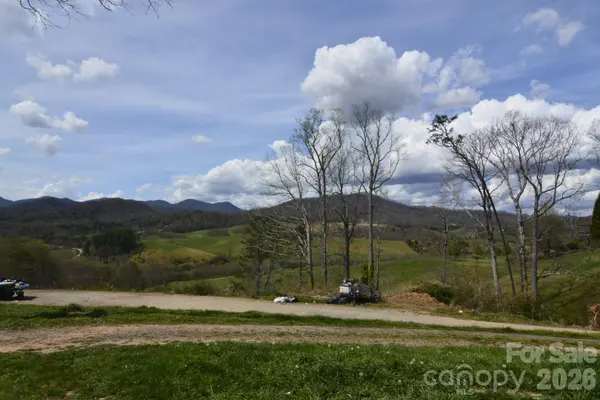 537 Old Newfound RD, Leicester, NC 28748