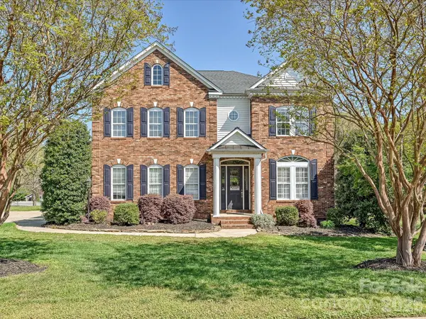 4221 Barons CT, Harrisburg, NC 28075