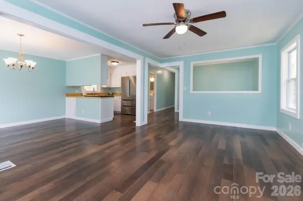 4755 US 23 HWY, Mars Hill, NC 28754