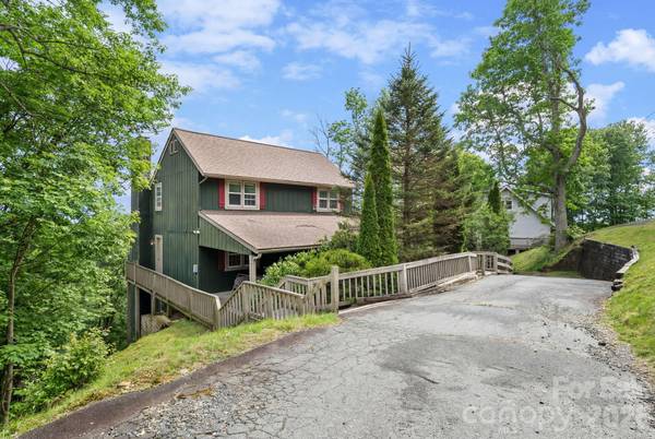 173 Chipmunk LN, Blowing Rock, NC 28605