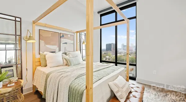 2025 Cleveland AVE #Conservatory Penthouse, Charlotte, NC 28203