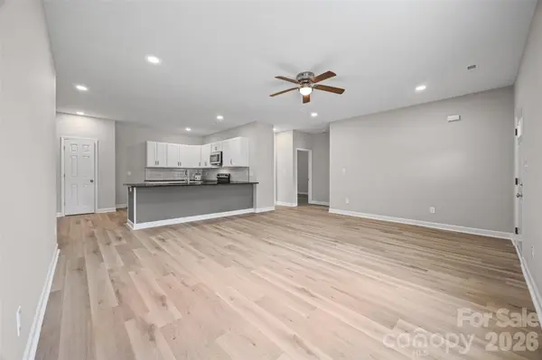 343 Oak ST, York, SC 29745