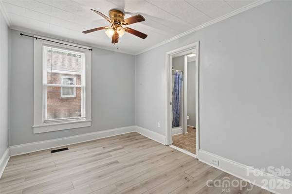 815 S Jackson ST, Salisbury, NC 28144