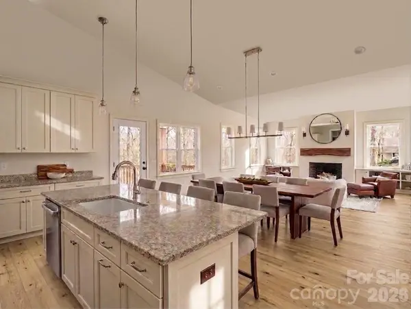285 Woodridge DR, Rutherfordton, NC 28139
