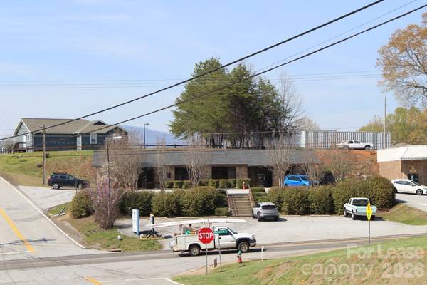 108 W Rutherford ST, Landrum, SC 29356