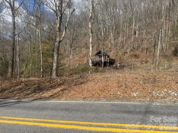 446 Rocky Fork RD, Burnsville, NC 28714