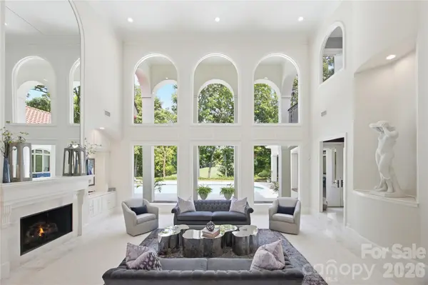 7225 Governors ROW, Charlotte, NC 28277