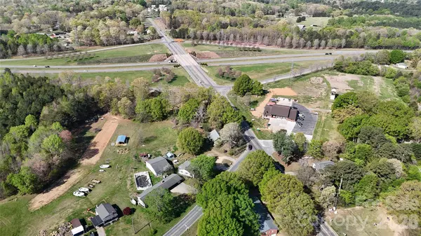 3833 Maiden HWY, Lincolnton, NC 28092
