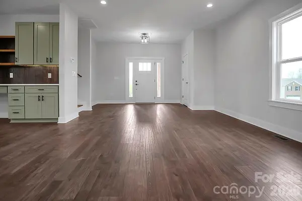 114 Vintage Woods CT, Shelby, NC 28150