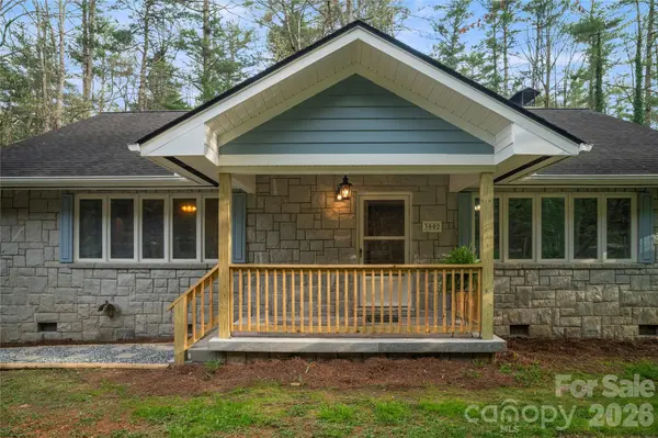 3002 Kanuga RD, Hendersonville, NC 28739