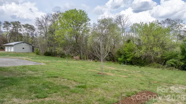 118 Whitley RD, Morganton, NC 28655