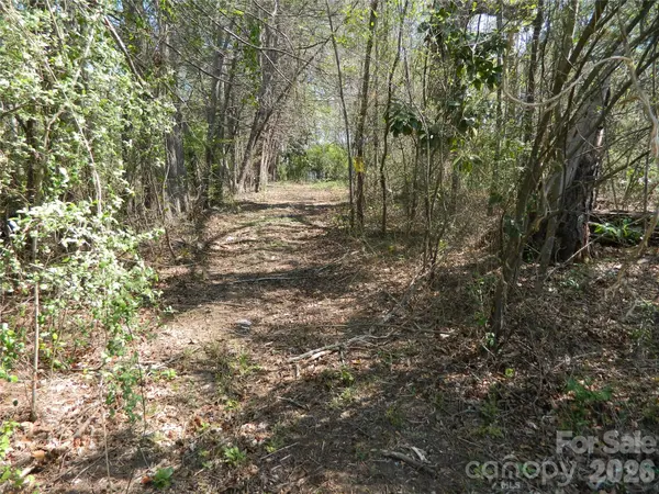1329 Overlook DR SW, Lenoir, NC 28645