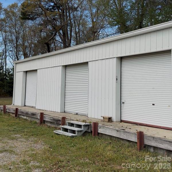 406 W Bobo Newsome HWY, Hartsville, SC 29550
