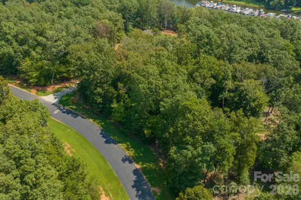 1047 Starboard Reach DR #36, Lexington, NC 27292