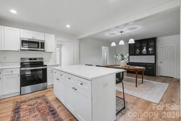 353 Kelly ST, Statesville, NC 28677