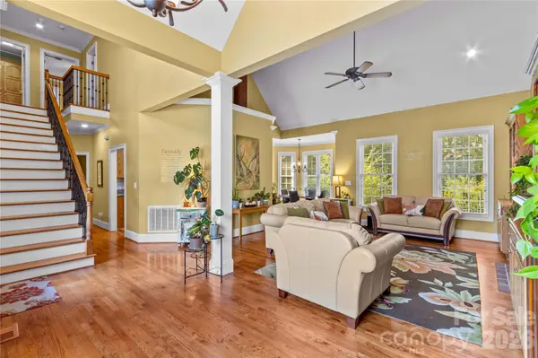 158 Winding Brook WAY, Statesville, NC 28625