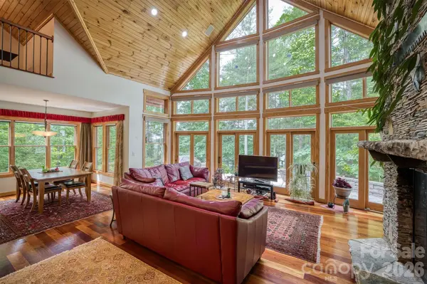5162 Beech Bluff DR, Morganton, NC 28655