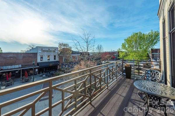 225 N Main ST #C, Hendersonville, NC 28792