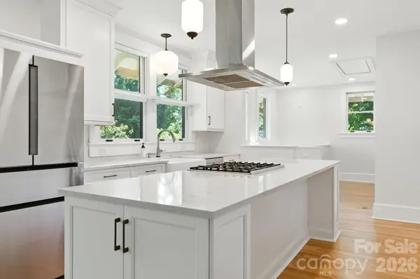 38 Austin AVE, Asheville, NC 28801