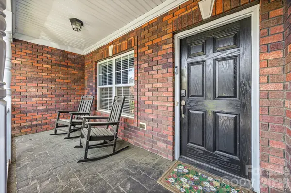 213 Quality DR, Mount Holly, NC 28120