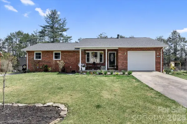 180 Fisher RD,  Brevard,  NC 28712