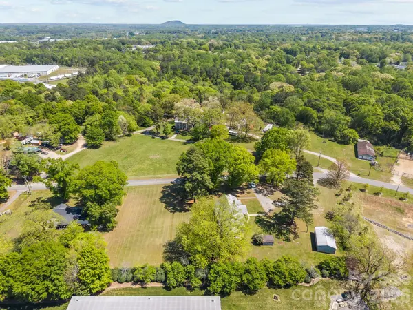1311 Jenkins RD, Gaston, NC 28052
