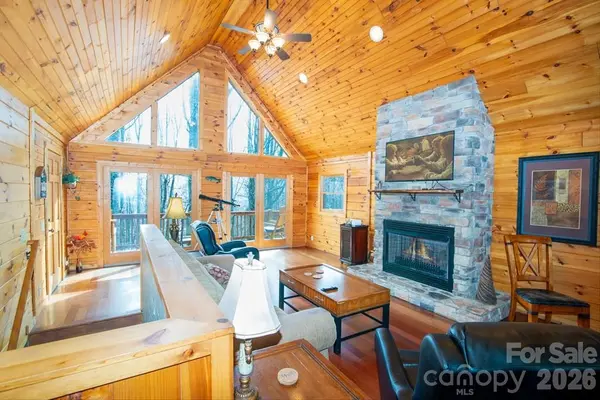 675 Forest Valley RD, Sylva, NC 28779