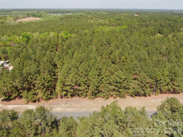 000 Leake RD, Candor, NC 28338